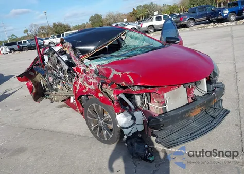 2017 Toyota Corolla Se z USA, uszkodzony, nr VIN 5YFBURHE6HP612609